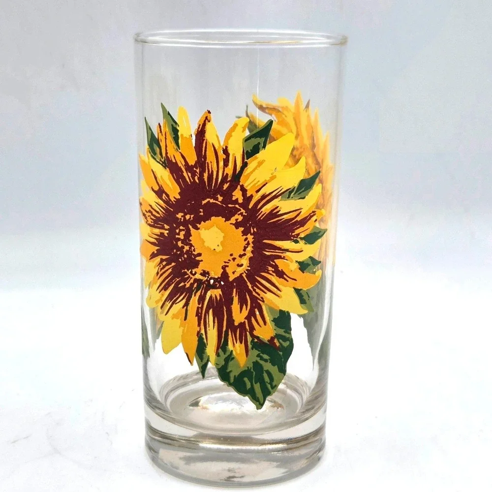 Royal Norfolk Embossed Sunflower 6